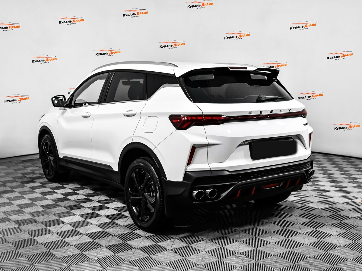 Geely Coolray 2023 года с пробегом. Фото: #6