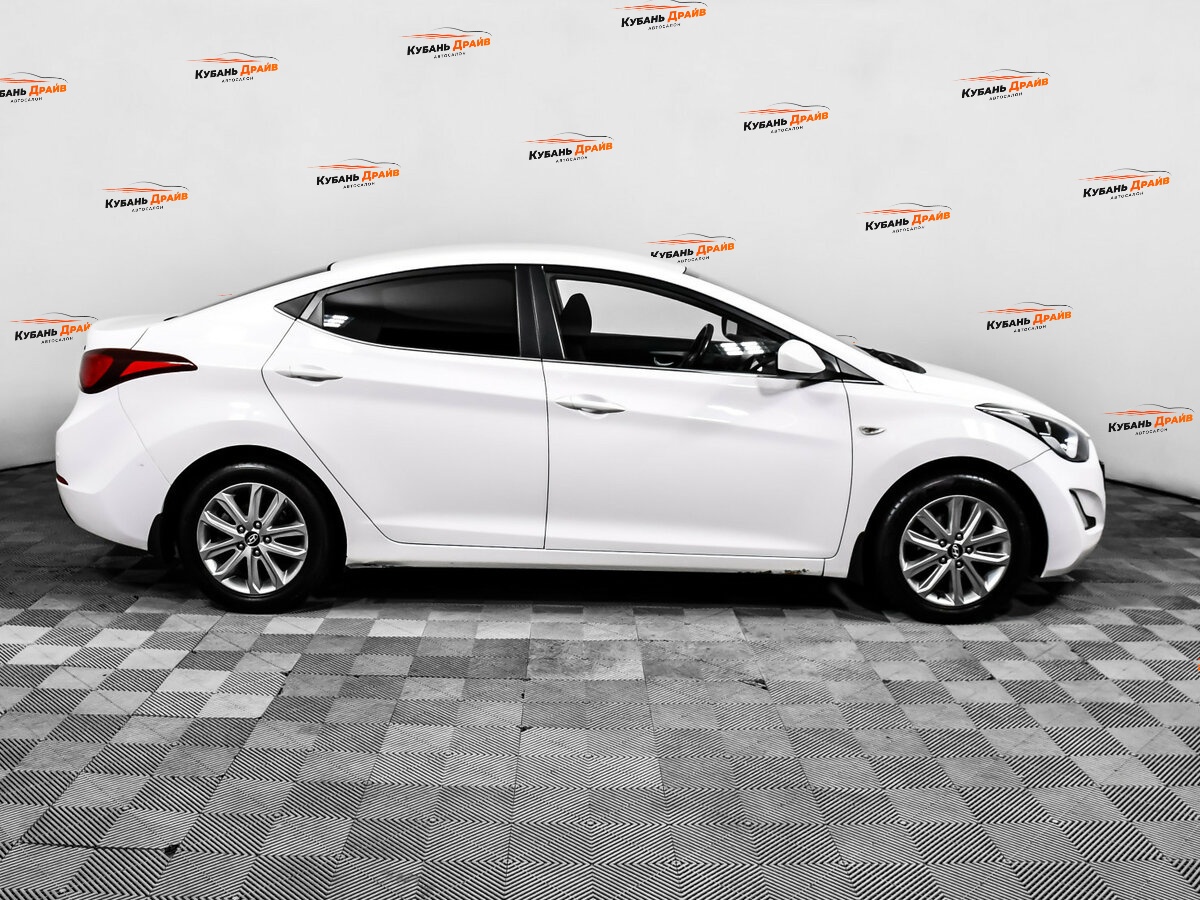 Hyundai Elantra 2014 года с пробегом. Фото: #3