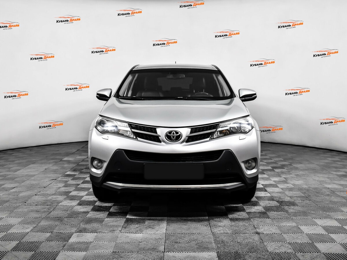 Toyota RAV4 2013 года с пробегом. Фото: #1