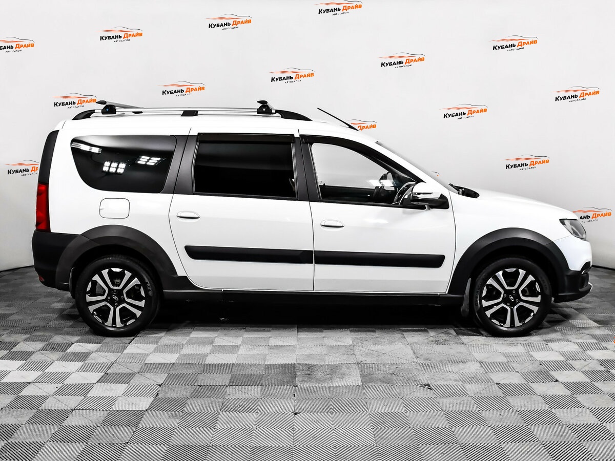 Lada (ВАЗ) Largus 2021 года с пробегом. Фото: #3