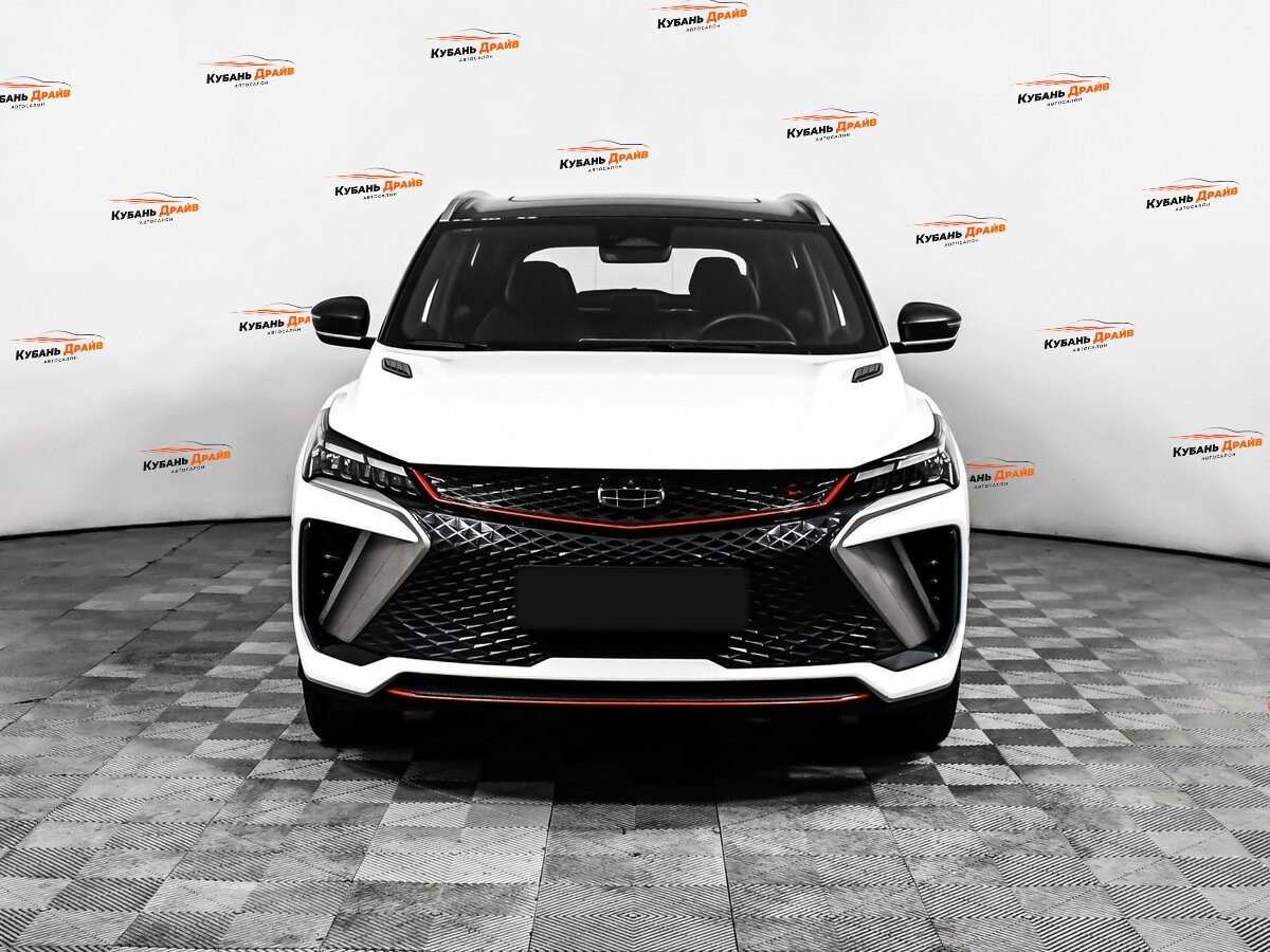 Geely Coolray 2024 года с пробегом. Фото: #1
