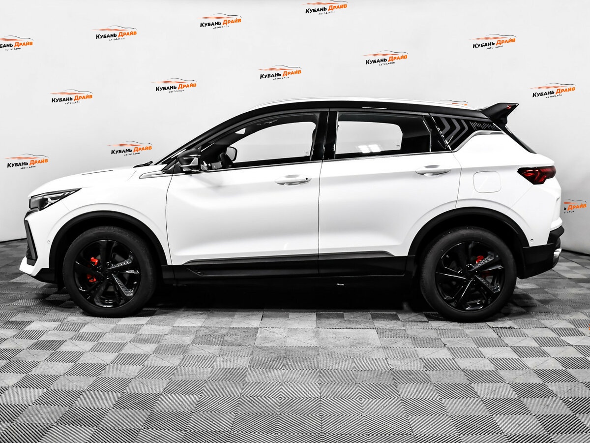 Geely Coolray 2024 года с пробегом. Фото: #7