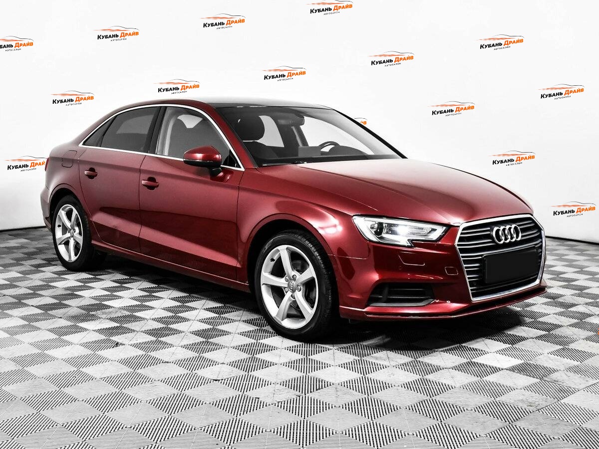 Audi A3 2017 года с пробегом. Фото: #2