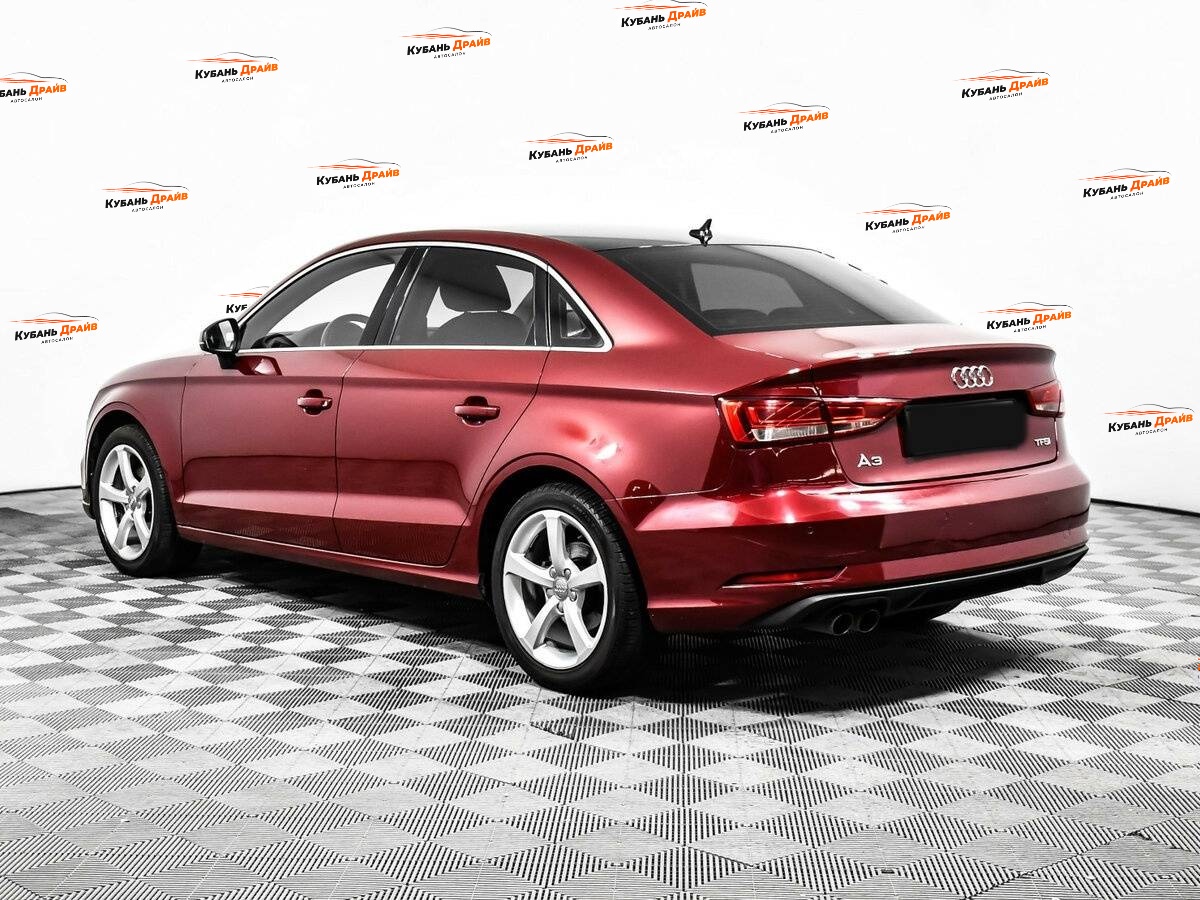 Audi A3 2017 года с пробегом. Фото: #5