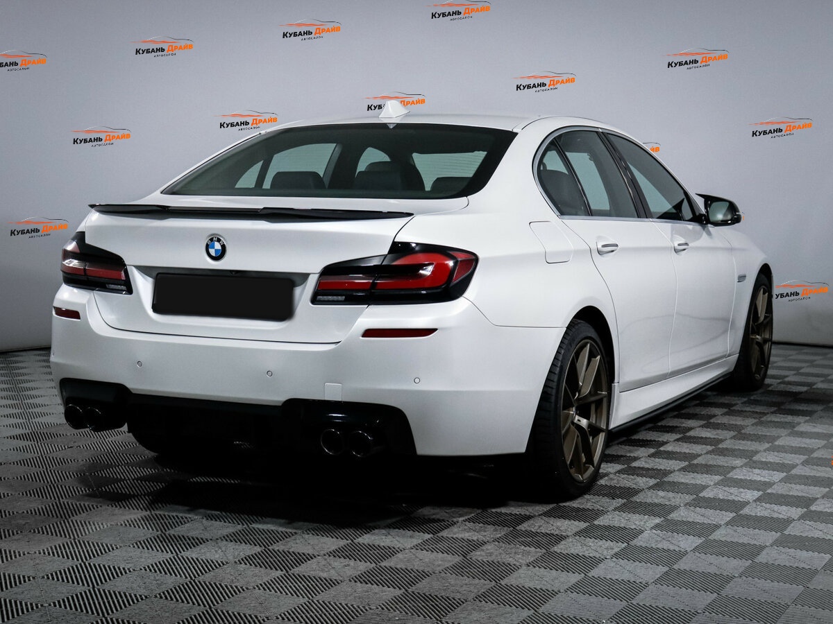 BMW 5 серии 2016 года с пробегом. Фото: #3