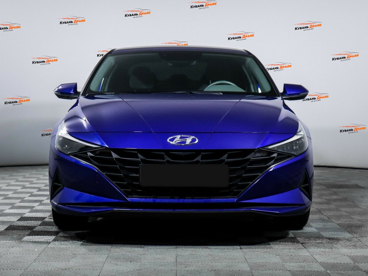 Hyundai Elantra 2021 года с пробегом. Фото: #1