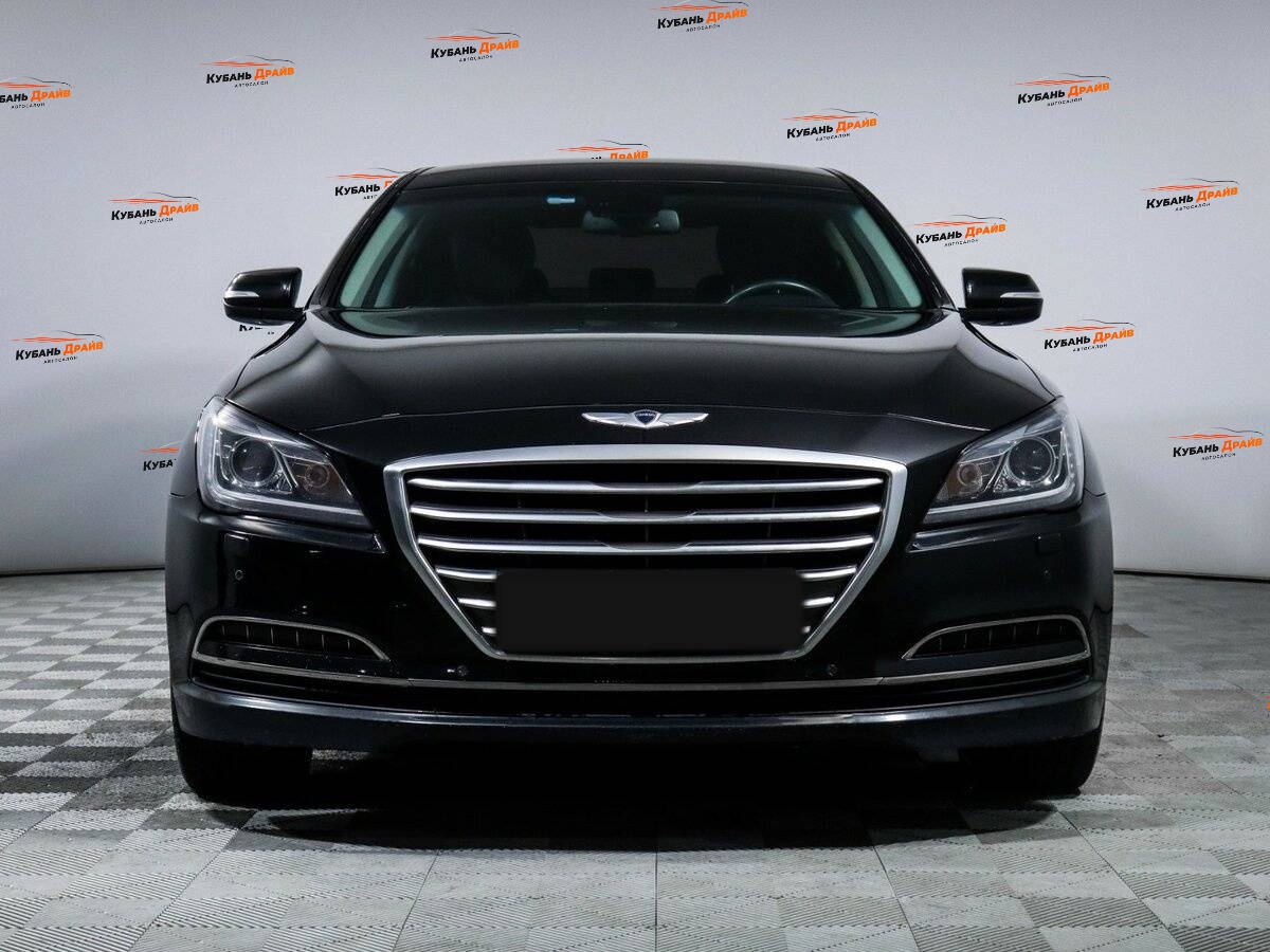 Hyundai Genesis 2016 года с пробегом. Фото: #1