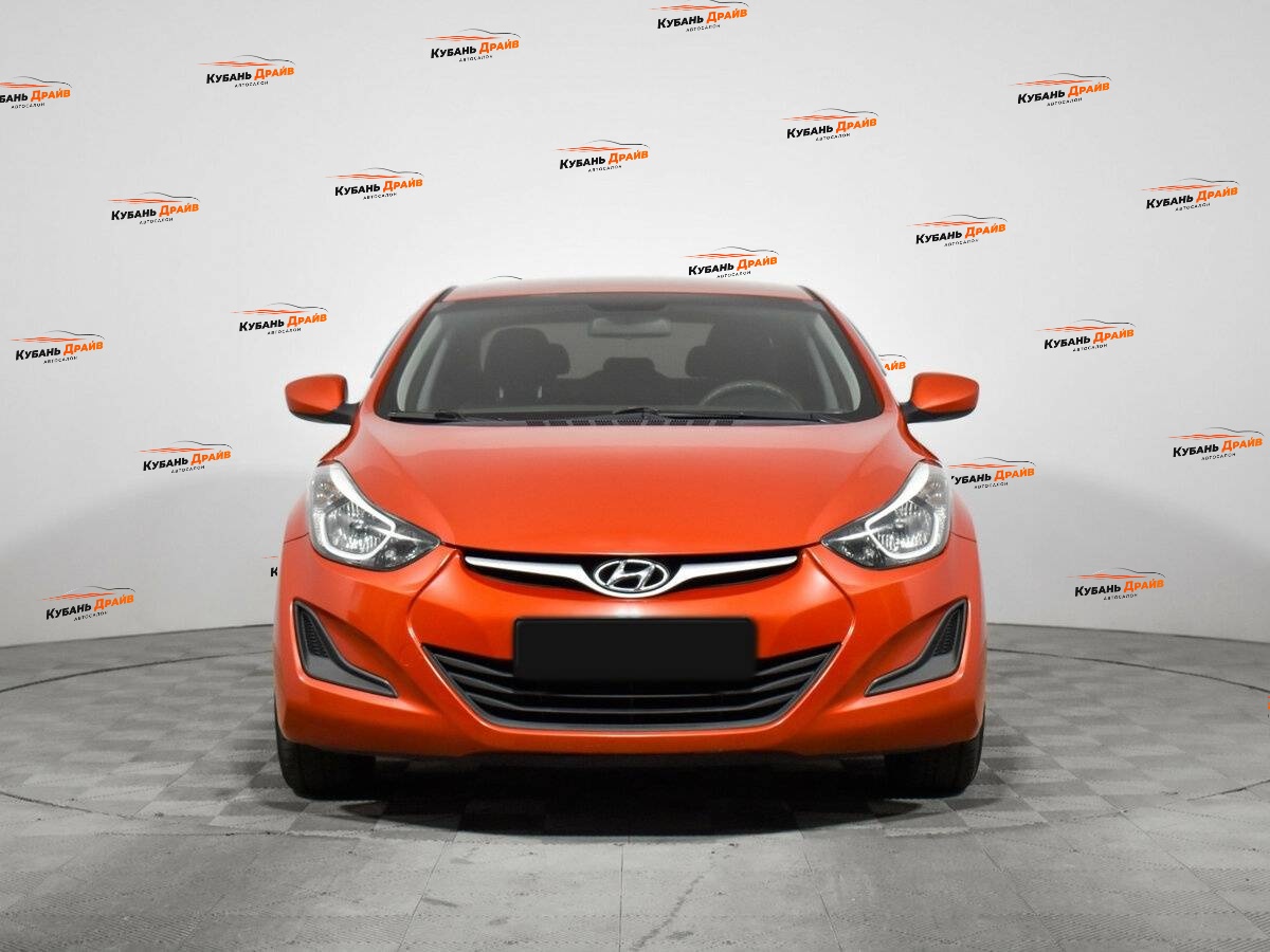 Hyundai Elantra 2015 года с пробегом. Фото: #1