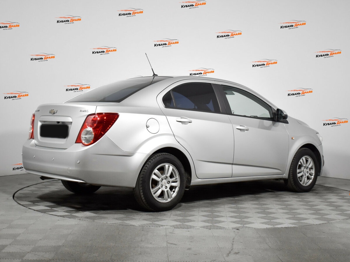 Chevrolet Aveo 2014 года с пробегом. Фото: #4