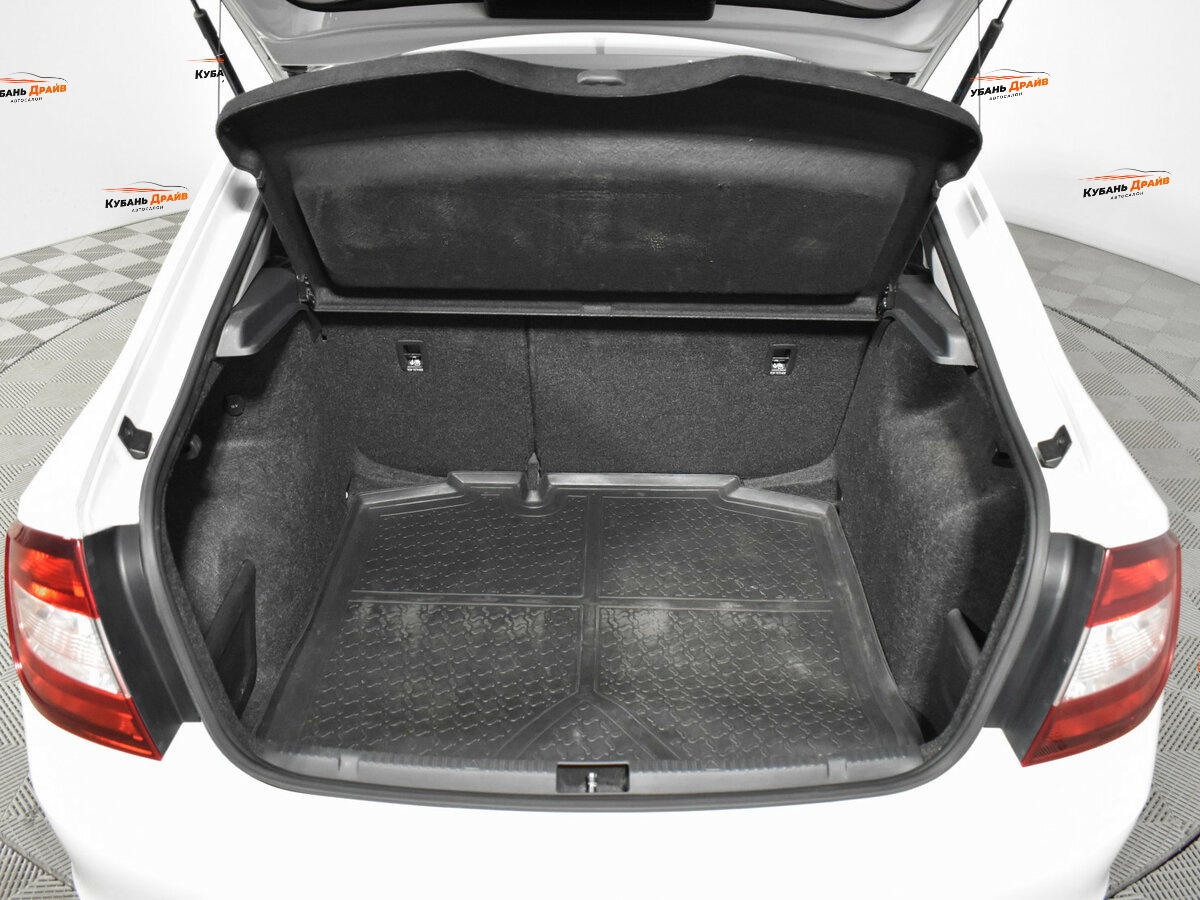 Skoda Rapid 2017 года с пробегом. Фото: #15