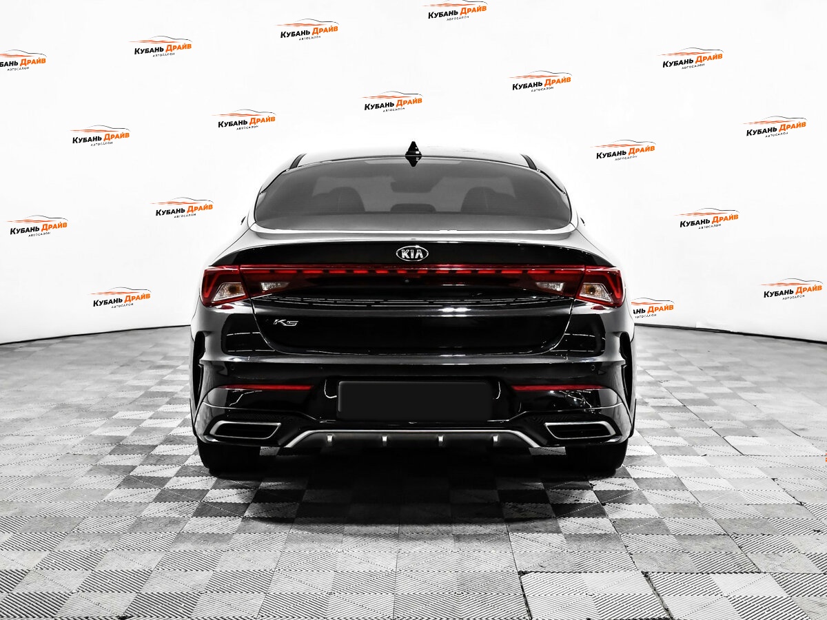 Kia K5 2021 года с пробегом. Фото: #4