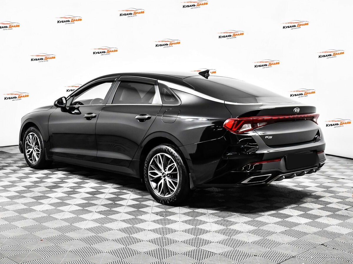 Kia K5 2021 года с пробегом. Фото: #5