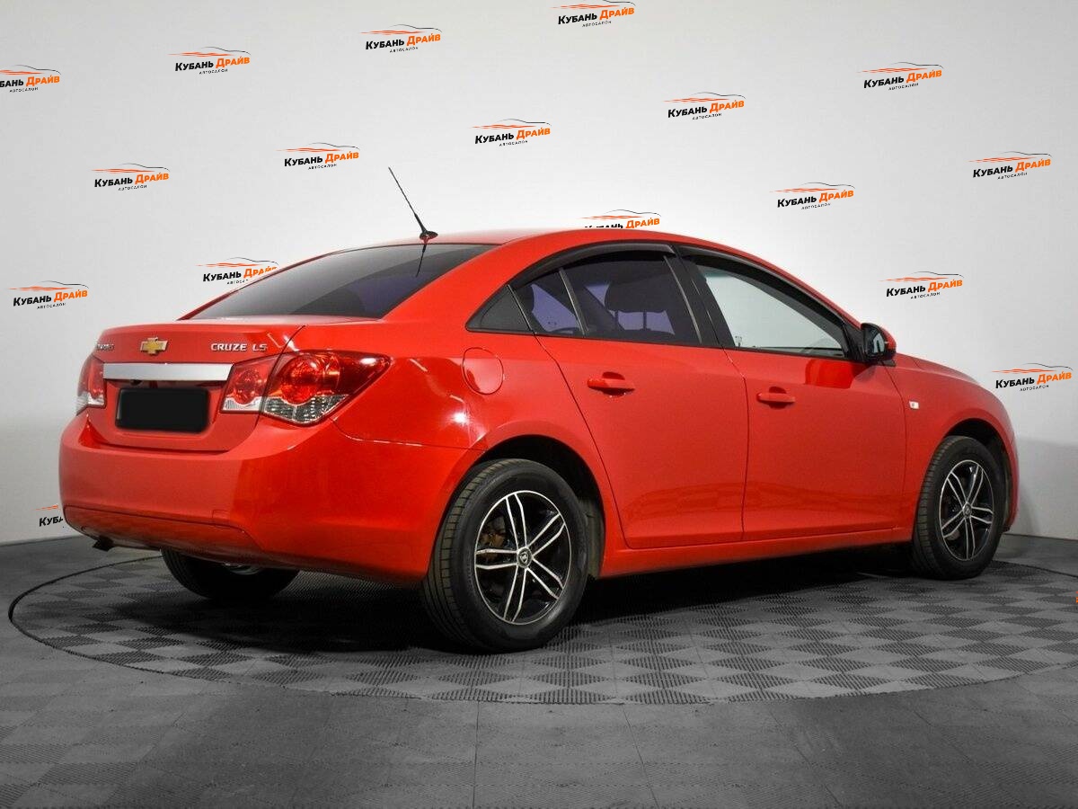 Chevrolet Cruze 2012 года с пробегом. Фото: #4