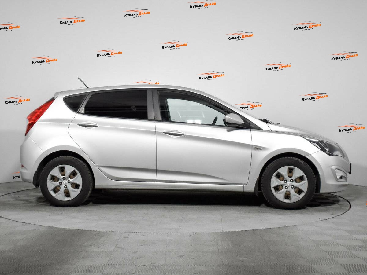 Hyundai Solaris 2015 года с пробегом. Фото: #3