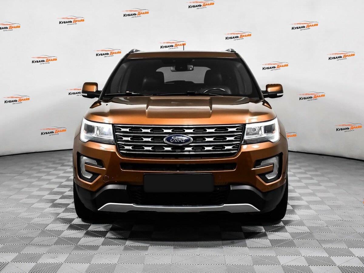 Ford Explorer 2018 года с пробегом. Фото: #1