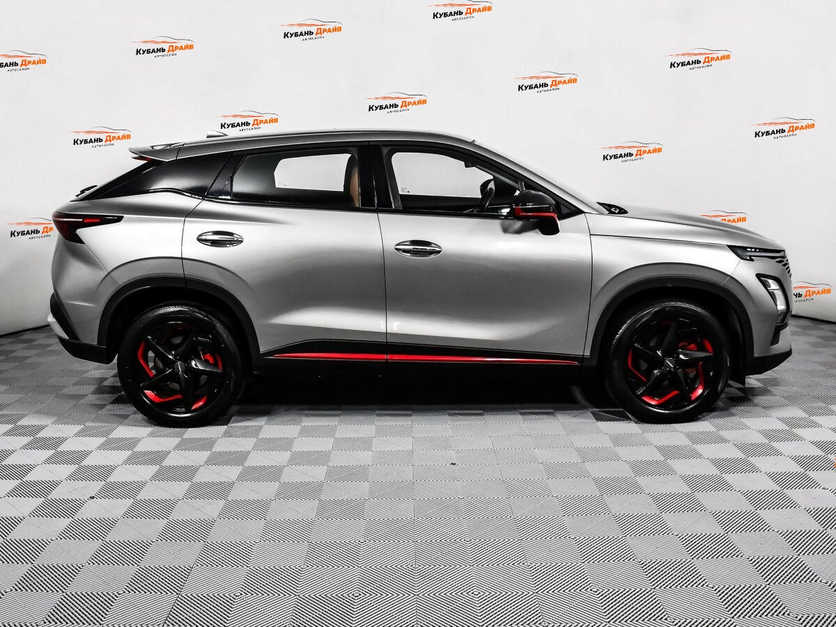 OMODA C5 2023 года с пробегом. Фото: #3