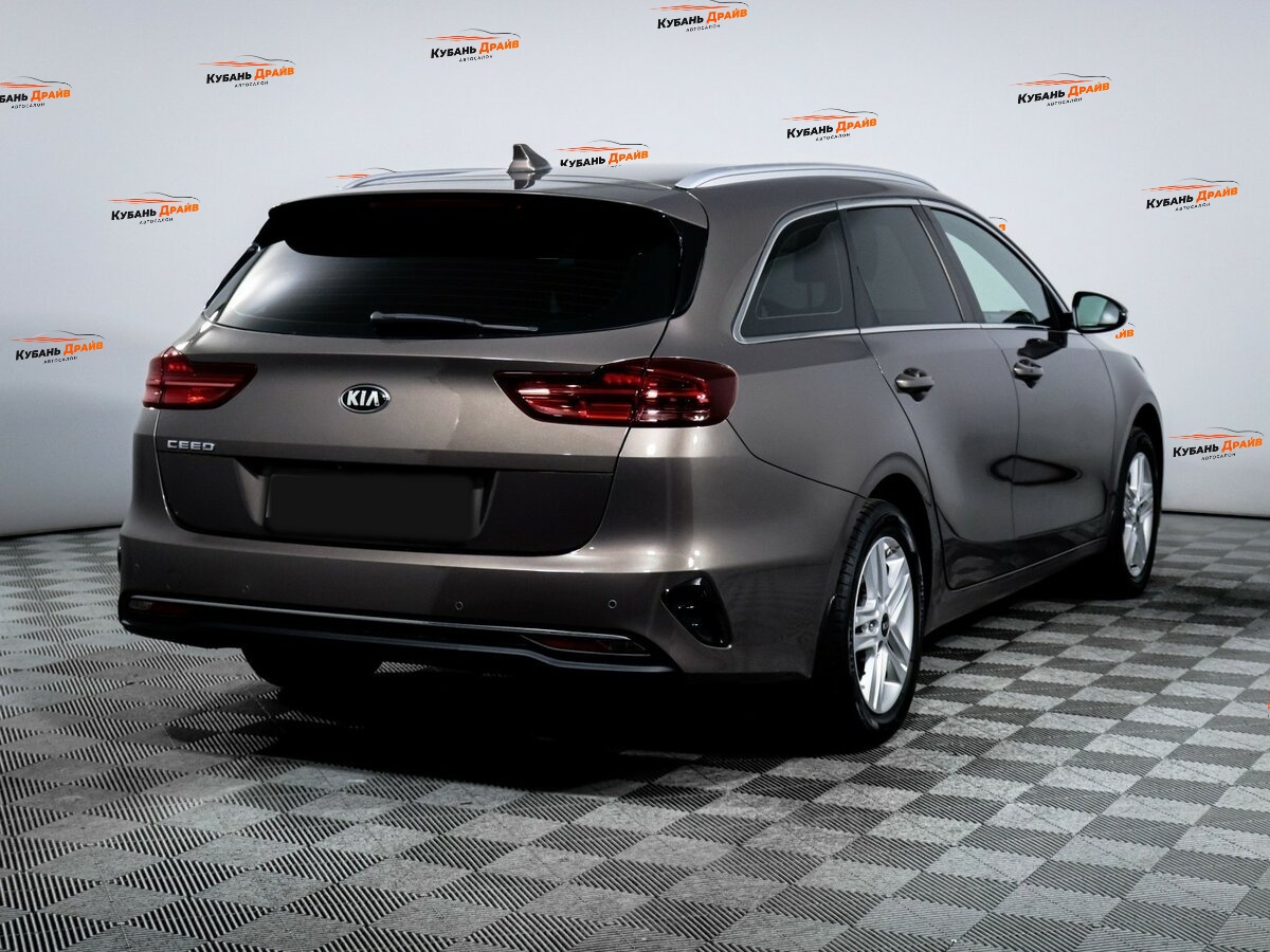 Kia Ceed 2020 года с пробегом. Фото: #3