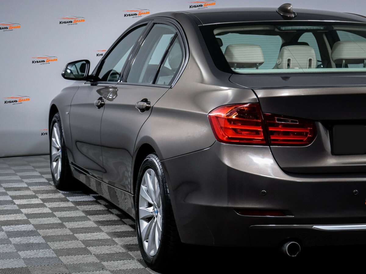 BMW 3 серии 2012 года с пробегом. Фото: #13