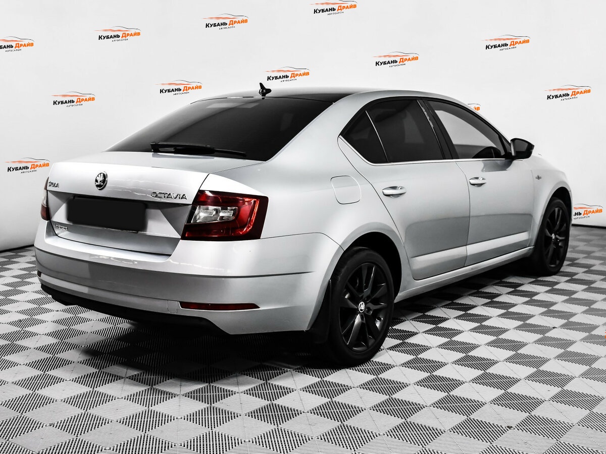 Skoda Octavia 2020 года с пробегом. Фото: #4