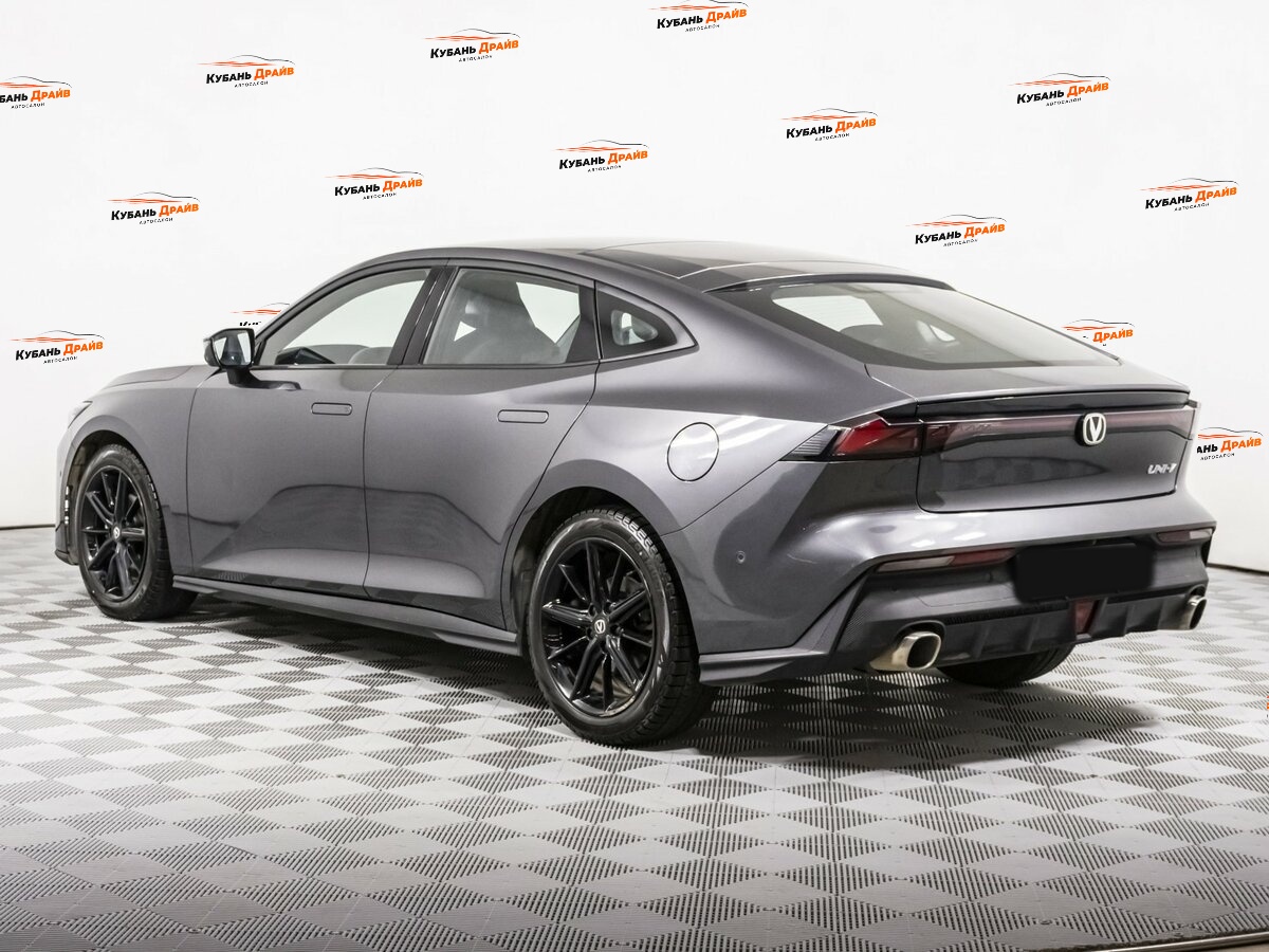 Changan UNI-V 2023 года с пробегом. Фото: #5