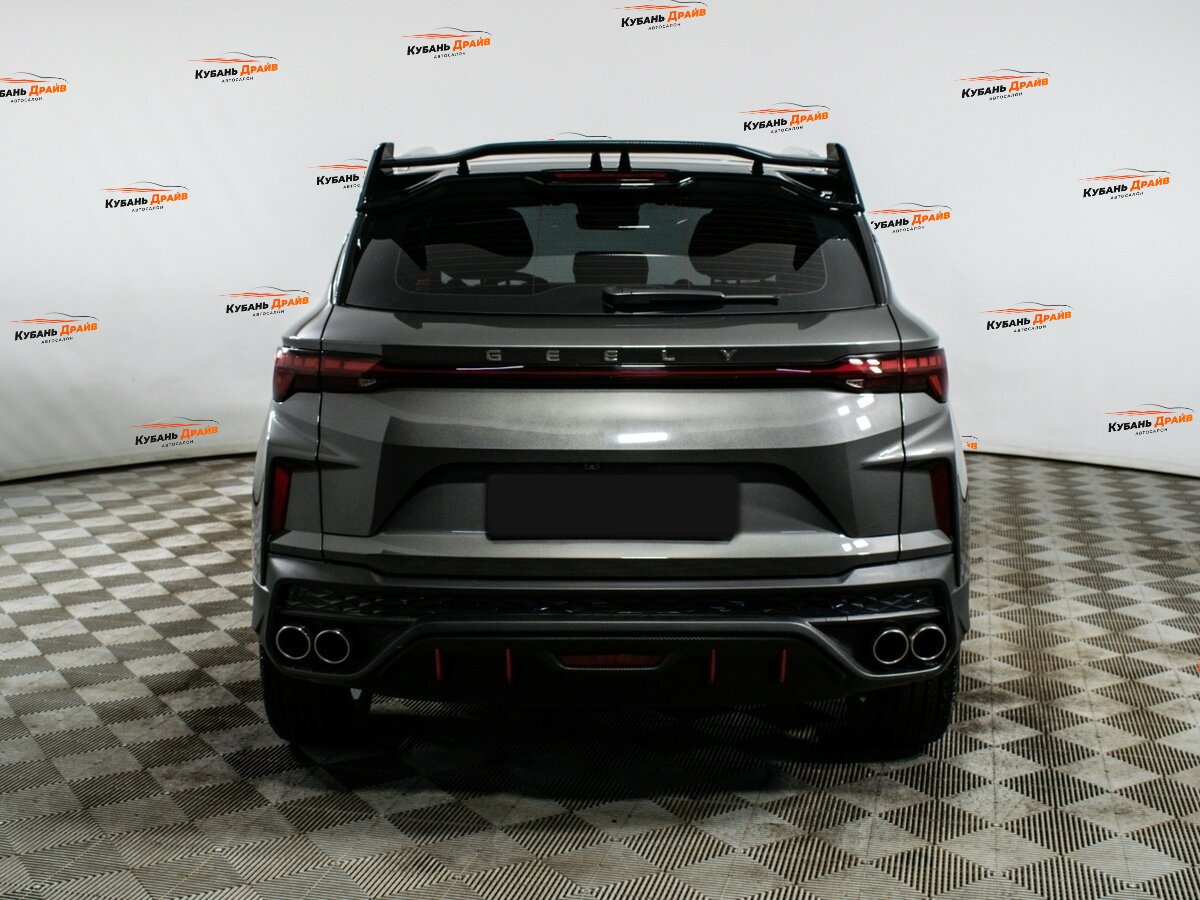 Geely Coolray 2023 года с пробегом. Фото: #4