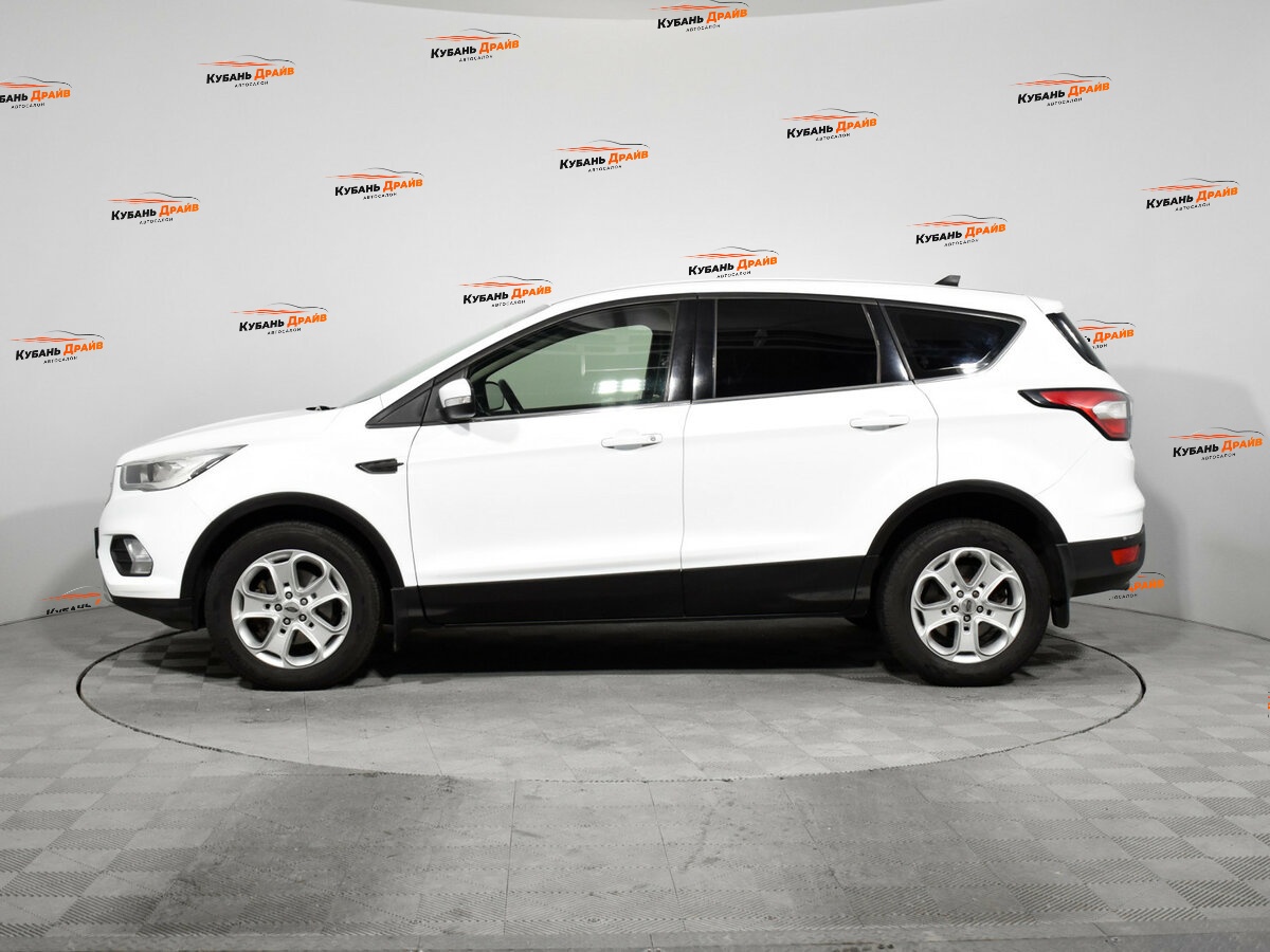 Ford Kuga 2017 года с пробегом. Фото: #5