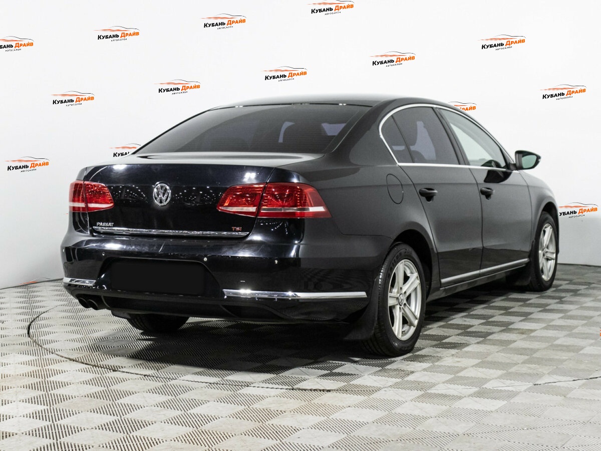 Volkswagen Passat 2012 года с пробегом. Фото: #3