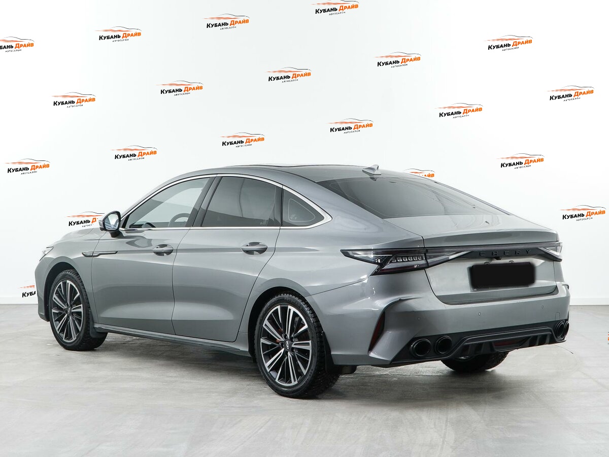 Chery Arrizo 8 2023 года с пробегом. Фото: #1