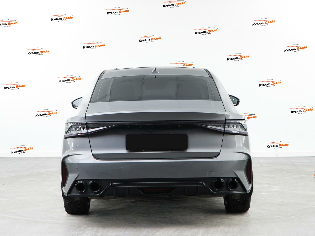 Chery Arrizo 8 2023 года с пробегом. Фото: #3