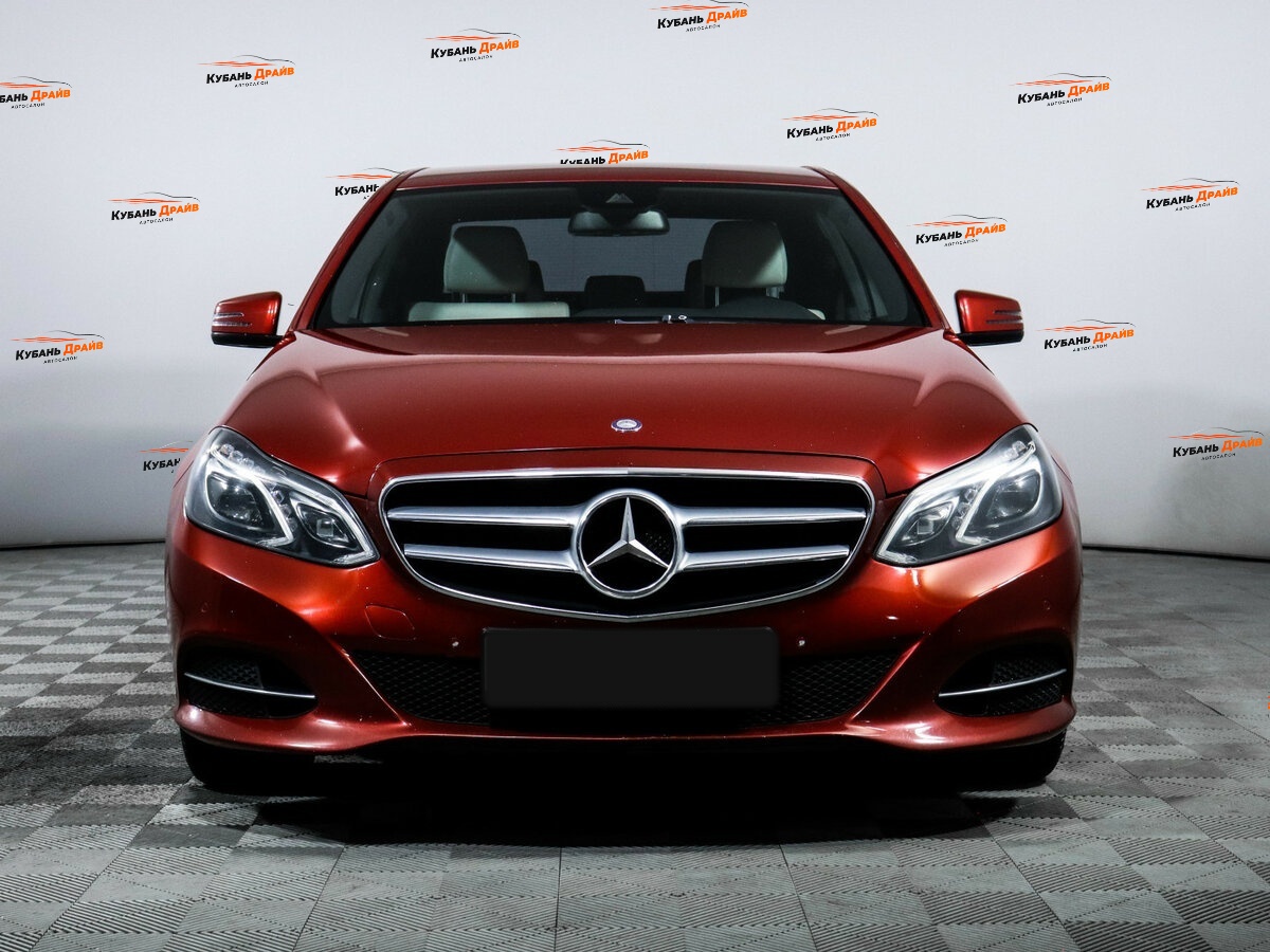 Mercedes-Benz E-Класс 2014 года с пробегом. Фото: #1