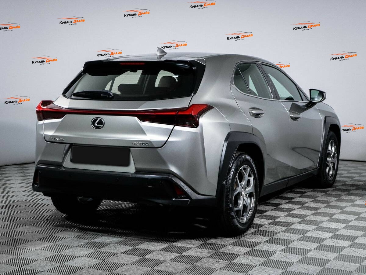 Lexus UX 2019 года с пробегом. Фото: #3