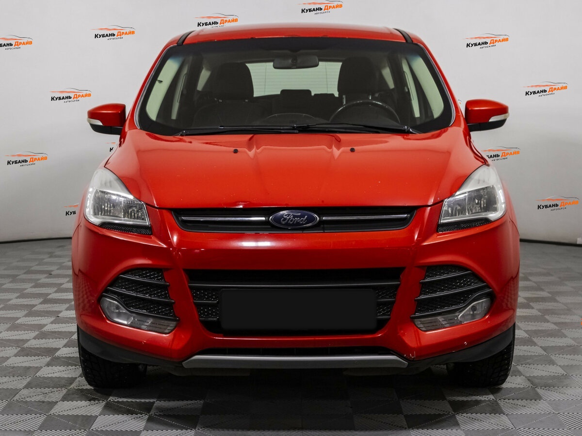 Ford Kuga 2015 года с пробегом. Фото: #1
