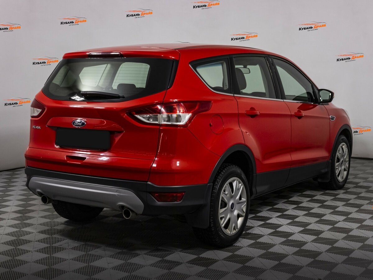 Ford Kuga 2015 года с пробегом. Фото: #4