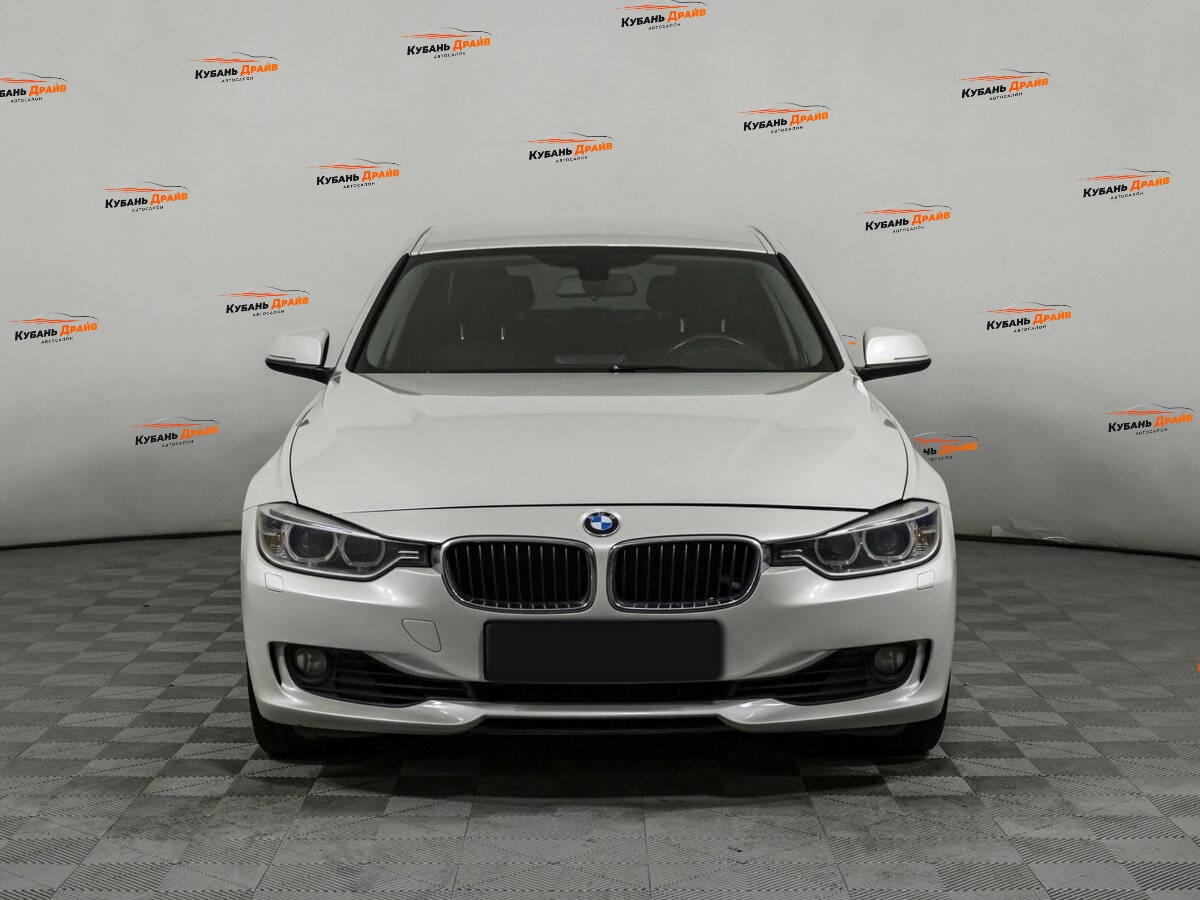 BMW 3 серии 2014 года с пробегом. Фото: #1