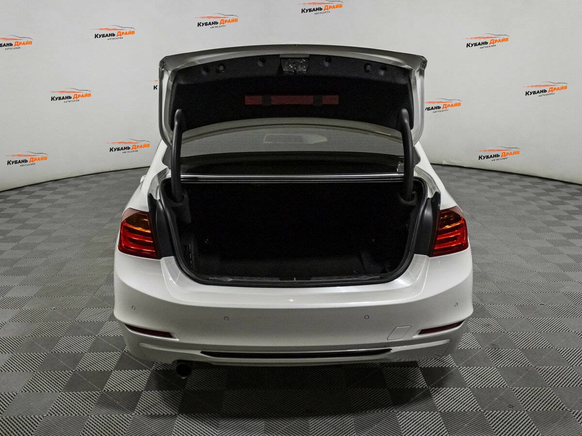 BMW 3 серии 2014 года с пробегом. Фото: #12