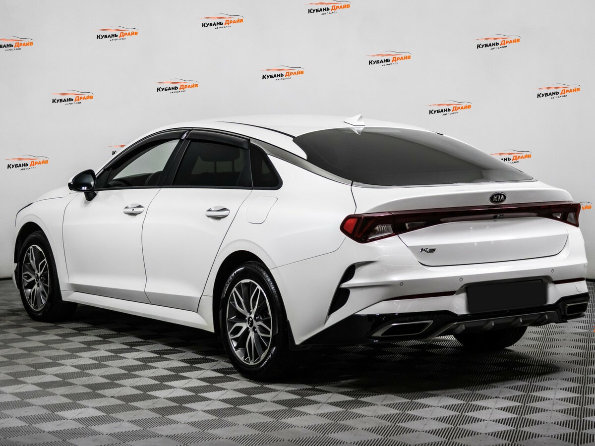 Kia K5 2021 года с пробегом. Фото: #5