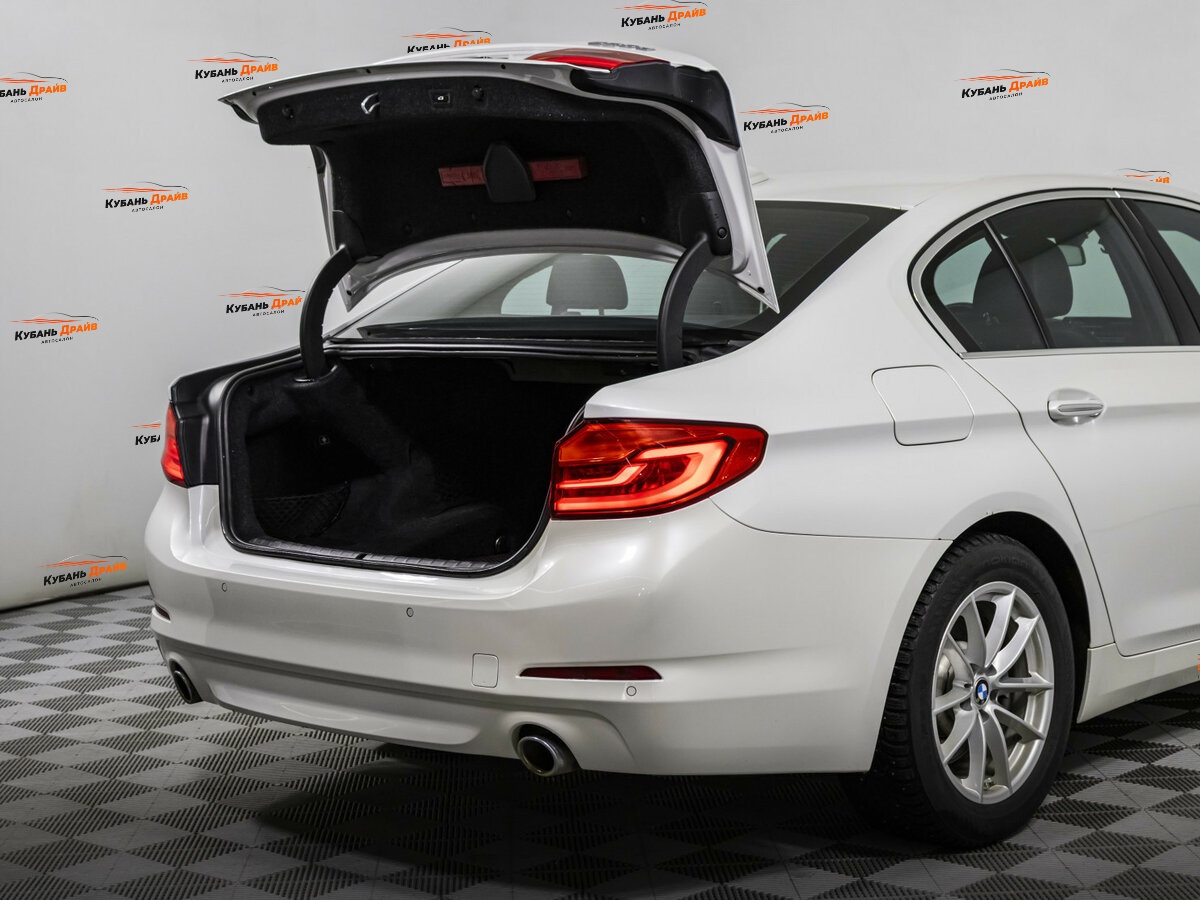 BMW 5 серии 2017 года с пробегом. Фото: #16