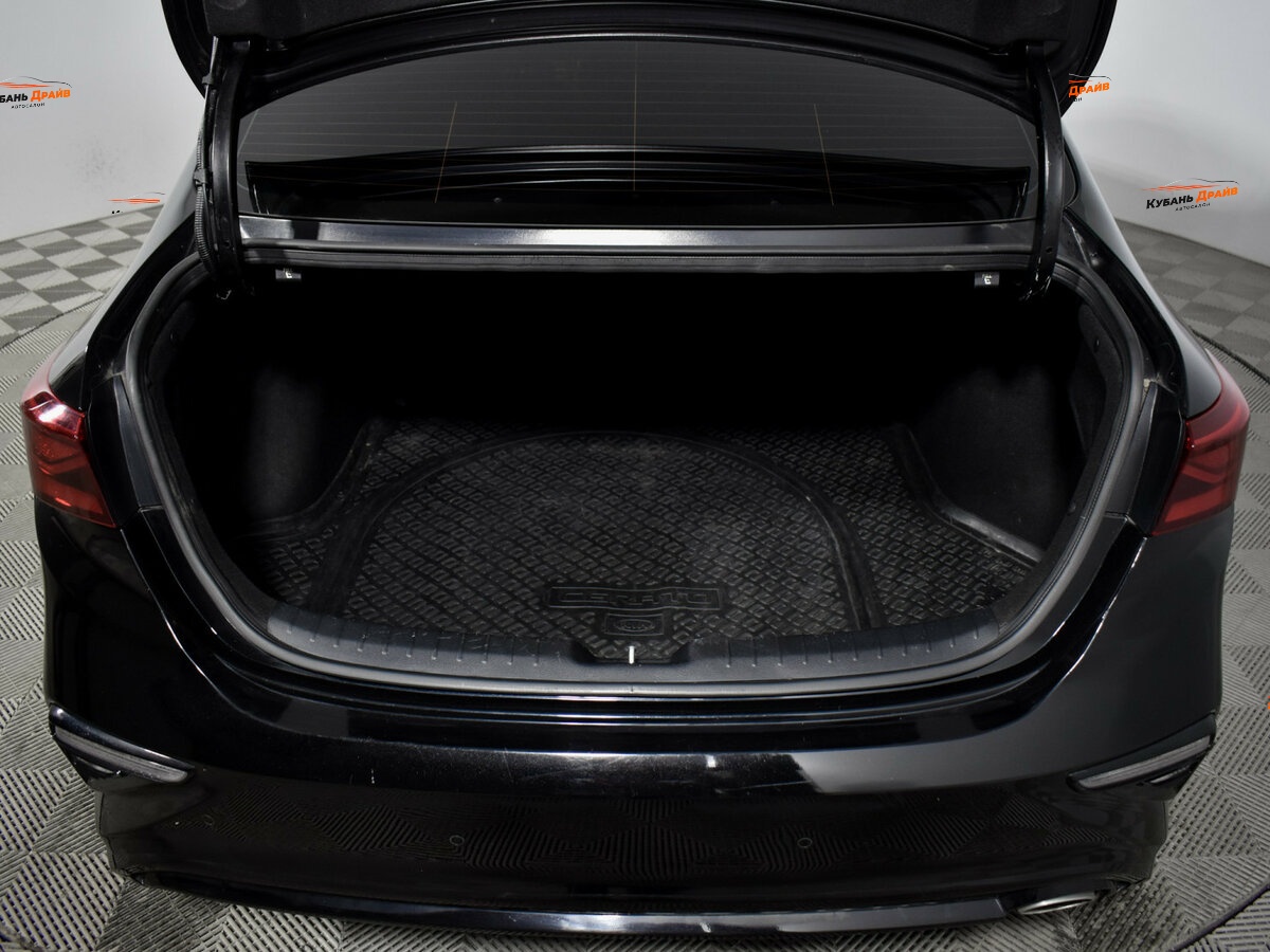Kia Cerato 2019 года с пробегом. Фото: #20