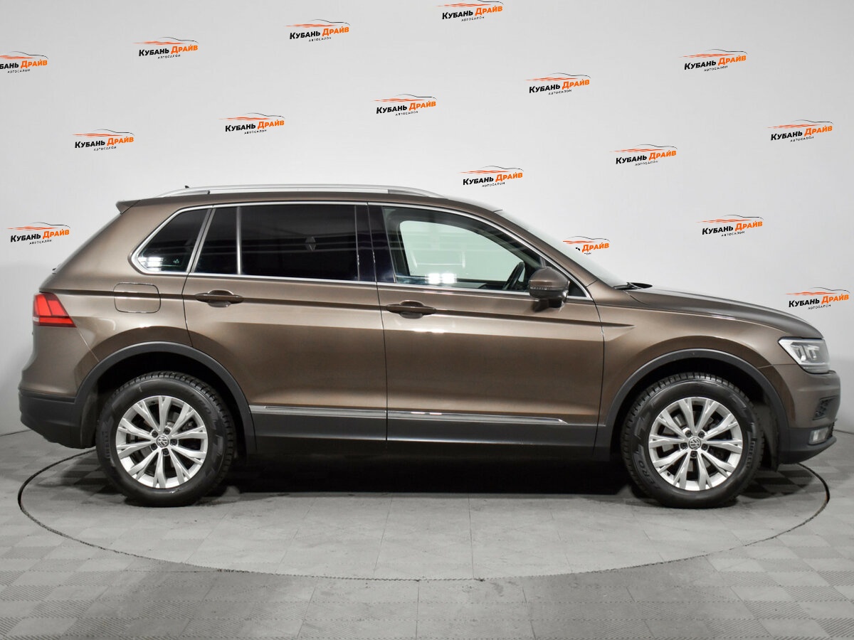 Volkswagen Tiguan 2018 года с пробегом. Фото: #3