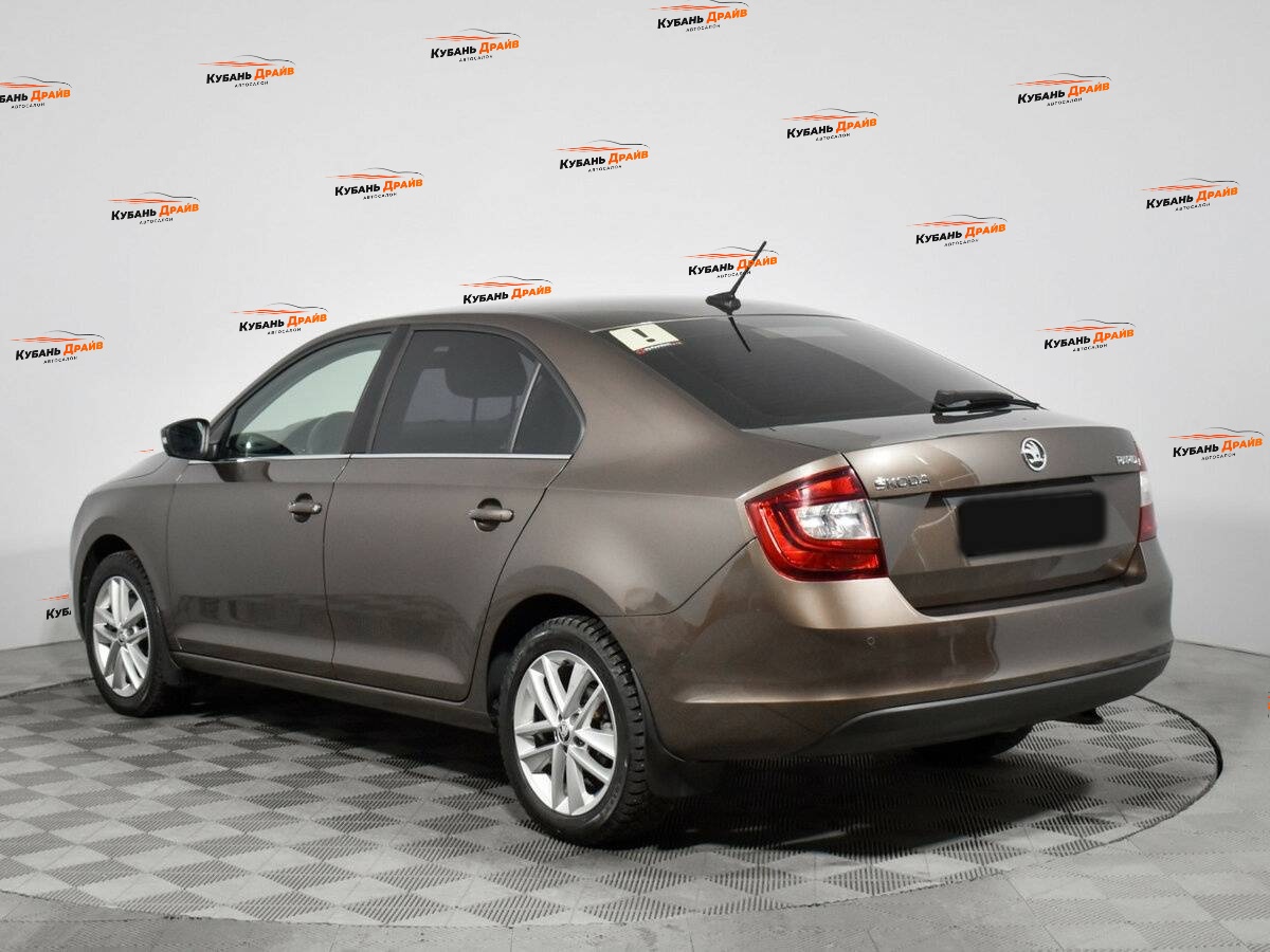 Skoda Rapid 2018 года с пробегом. Фото: #6