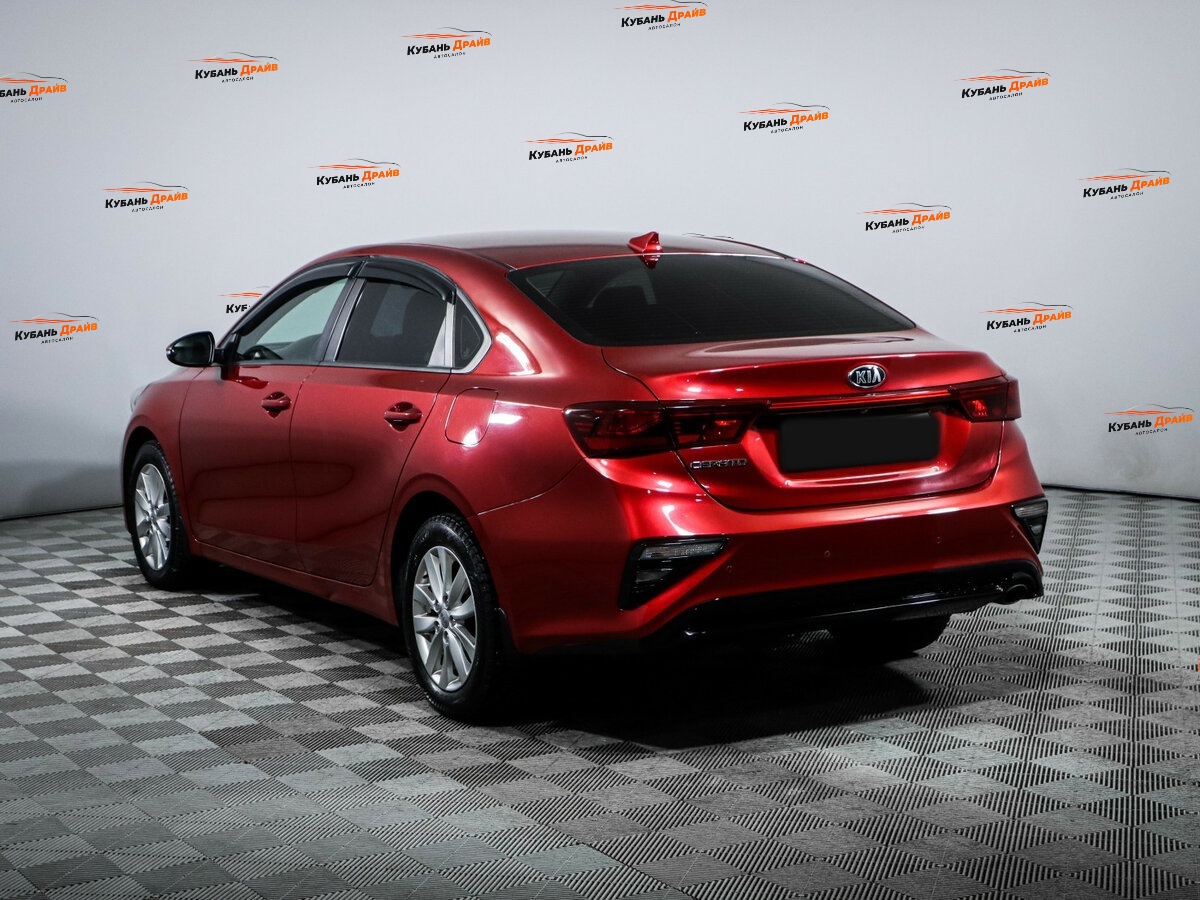 Kia Cerato 2019 года с пробегом. Фото: #5