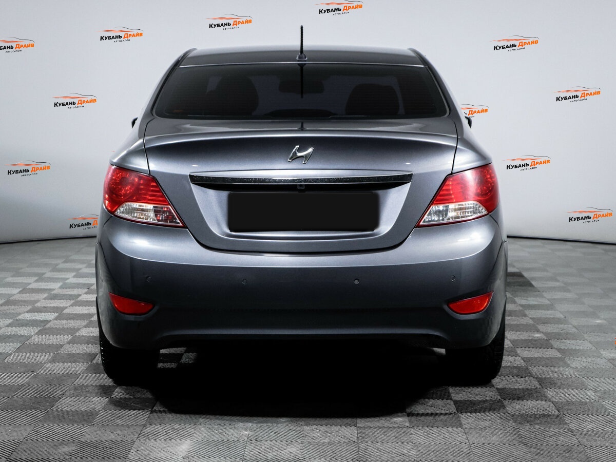 Hyundai Solaris 2012 года с пробегом. Фото: #4