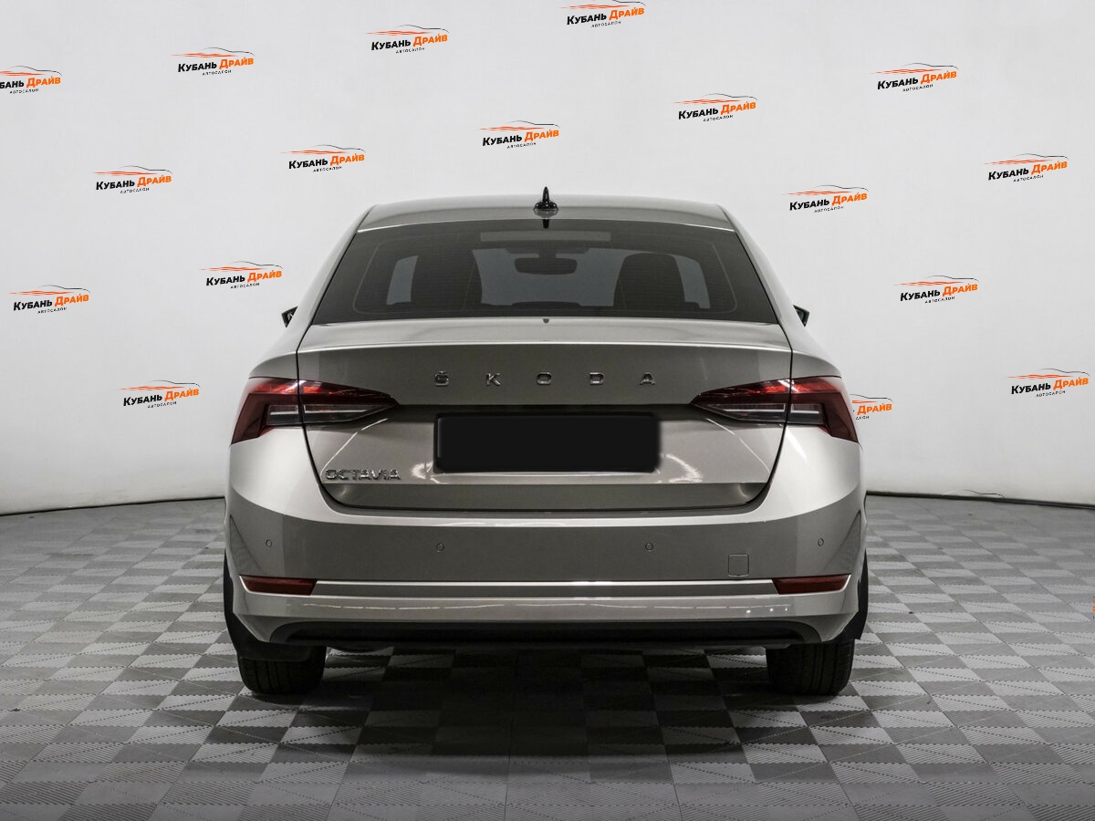 Skoda Octavia 2021 года с пробегом. Фото: #4