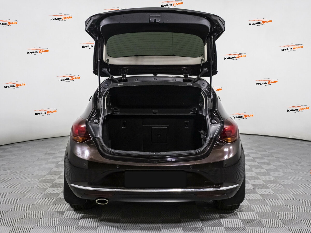 Opel Astra 2013 года с пробегом. Фото: #15