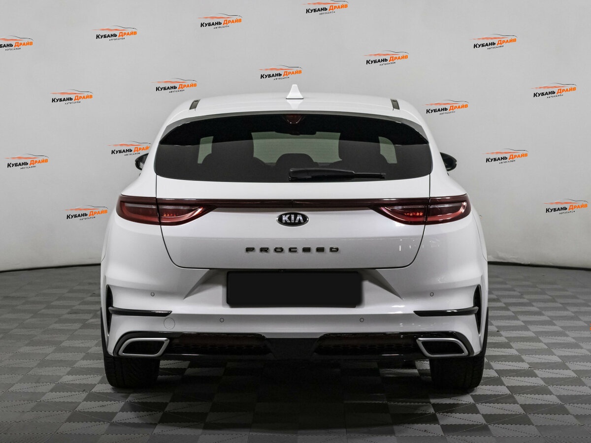 Kia Proceed 2019 года с пробегом. Фото: #4