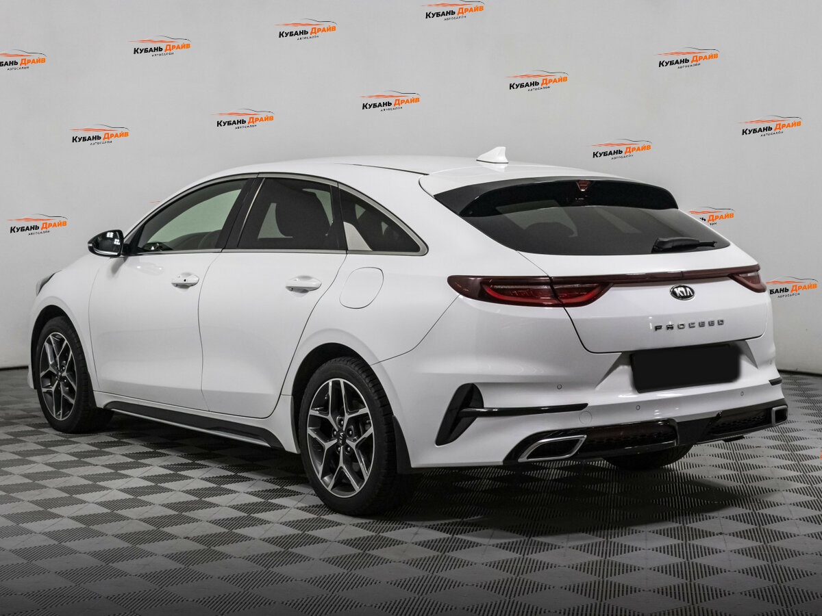 Kia Proceed 2019 года с пробегом. Фото: #5