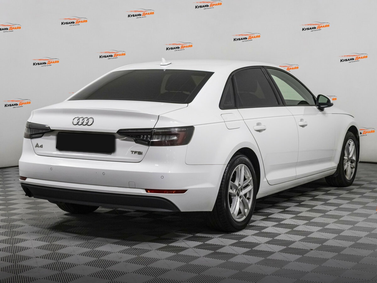 Audi A4 2018 года с пробегом. Фото: #4