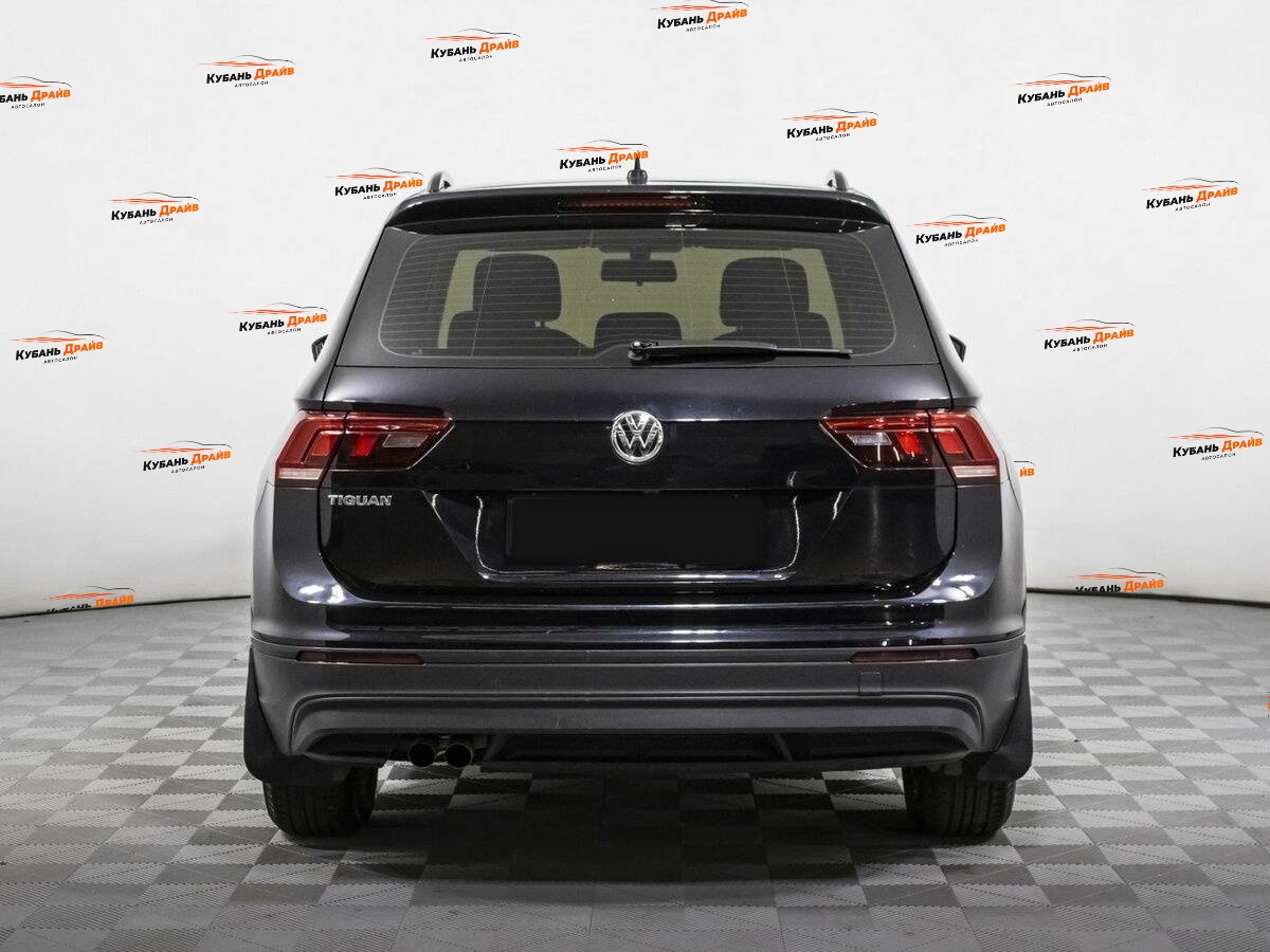 Volkswagen Tiguan 2018 года с пробегом. Фото: #3