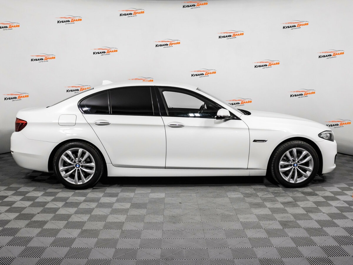 BMW 5 серии 2015 года с пробегом. Фото: #3