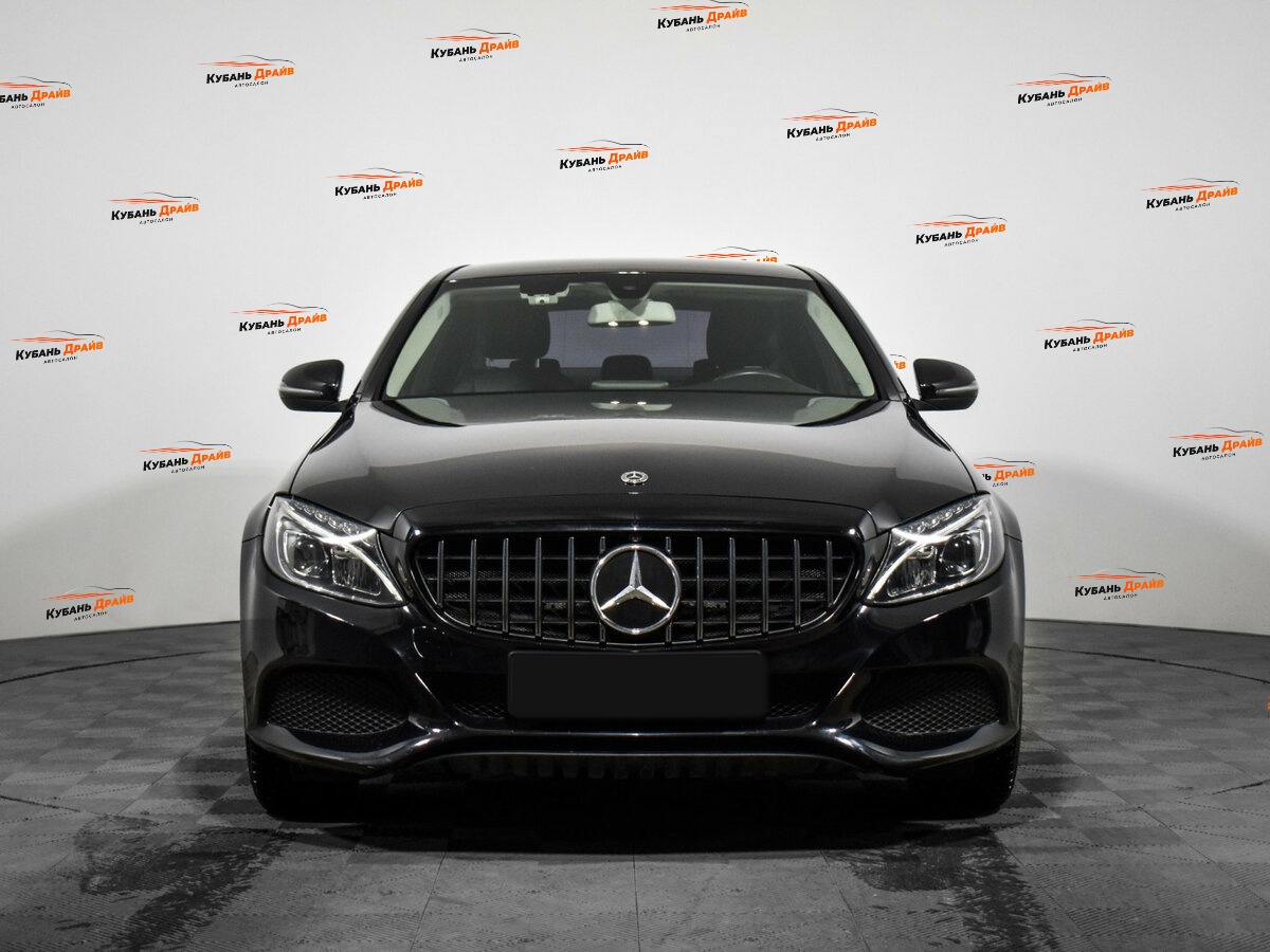 Mercedes-Benz C-Класс 2018 года с пробегом. Фото: #1